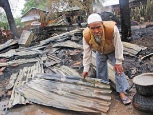 Burma Muslims Left Homeless
